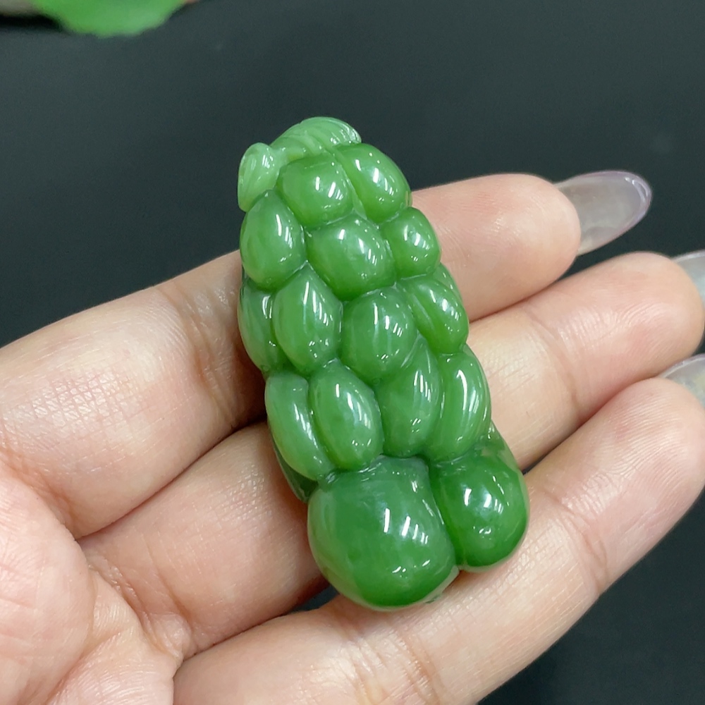 H33931598 Hetian Jade Pendant, Many Children and Much Happiness, Total Weight About 29g