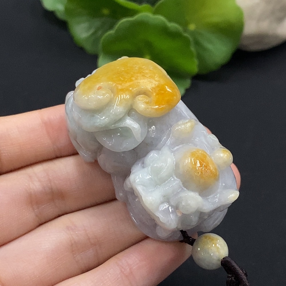 F35114869 Jadeite Pi Xiu Pendant, Total Weight Approx. 76.77g