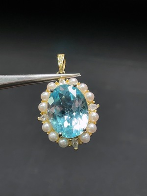 C32762667 Topaz pendant, total weight approx. 4.68g, non-gold setting, color origin undetermined