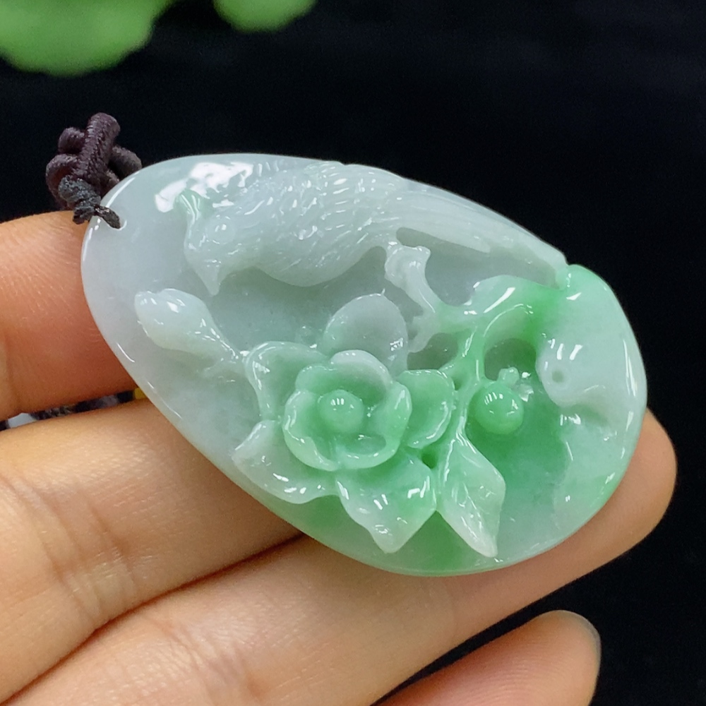 F34024625 Jadeite Pendant with Non-Grade A Beads and Rope, Total Weight Approx. 20.99g