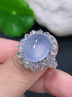 F41934536 翡翠镶嵌戒指 18k 配镶钻石（非钻数量中2颗） 圈口14 货品总约重8.66g