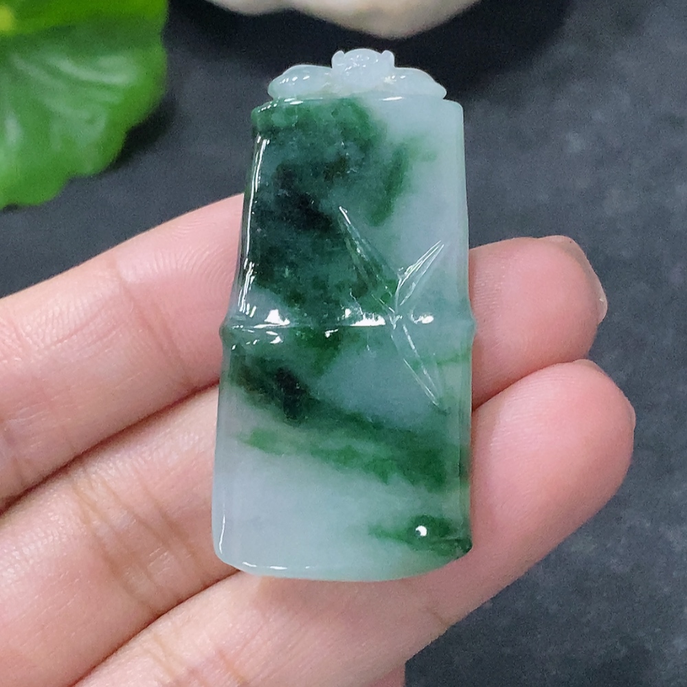 F34955224 Jadeite Bamboo Pendant Total Weight: Approx. 11.7g