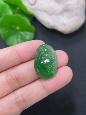F46551404 翡翠挂件如意 货品总约重2g
