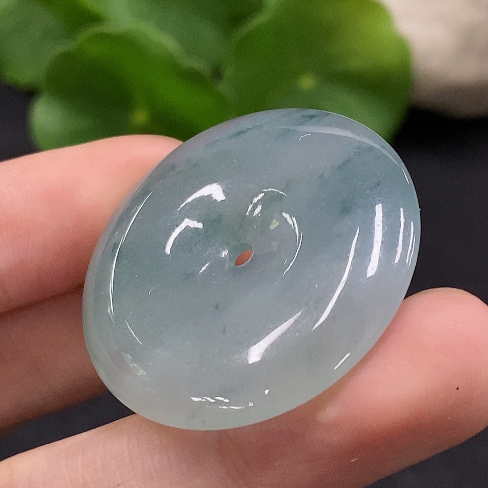 F33946342 Jadeite Safety Buckle Pendant, Total Weight Approx. 11.97g