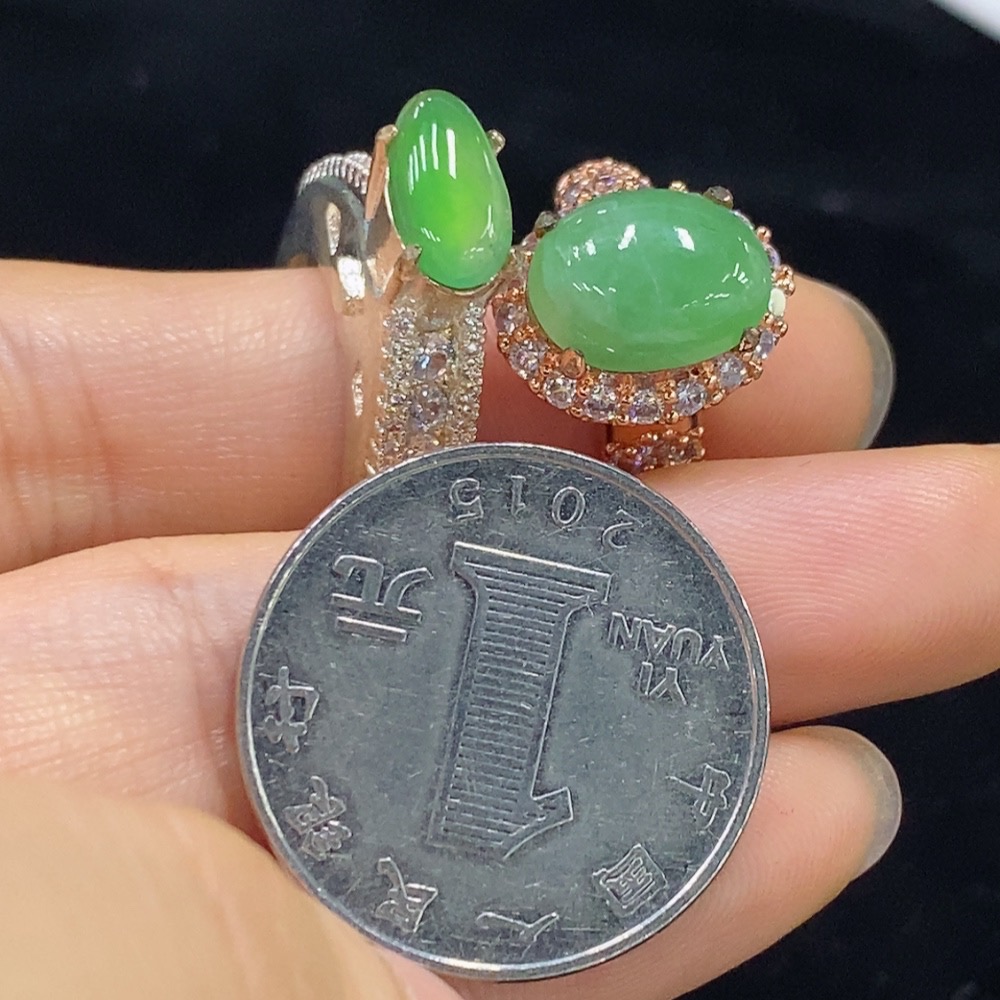 F32789542 Jadeite Cabochon Sell as a Lot