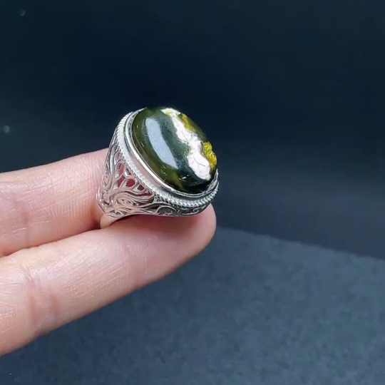 C28184871 Amber Beeswax Ring Adjustable Non-Gold-Inlaid Total Weight Approx. 7.38g