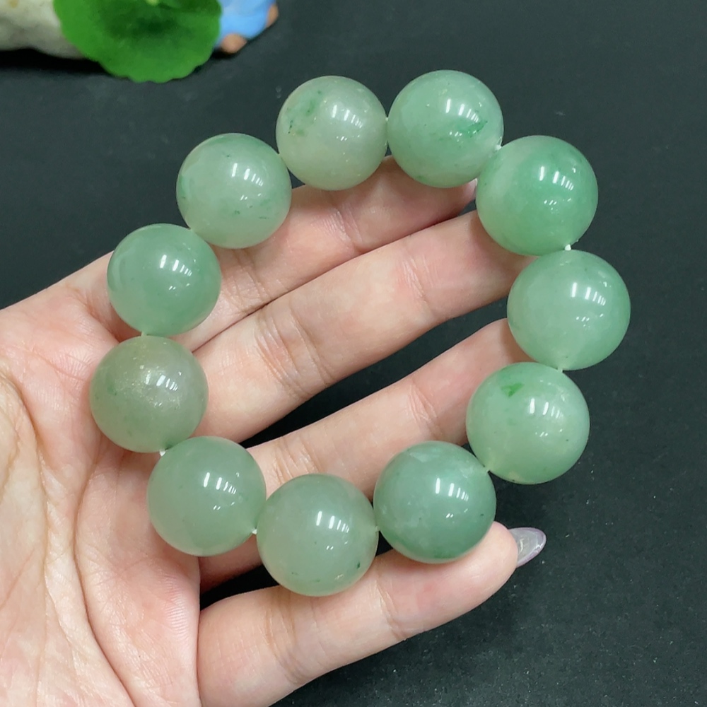 H32806093 African Emerald (Dulong Jade)