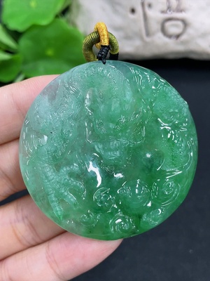 F46492036 翡翠挂件 龙牌 含绳货品总重约39g