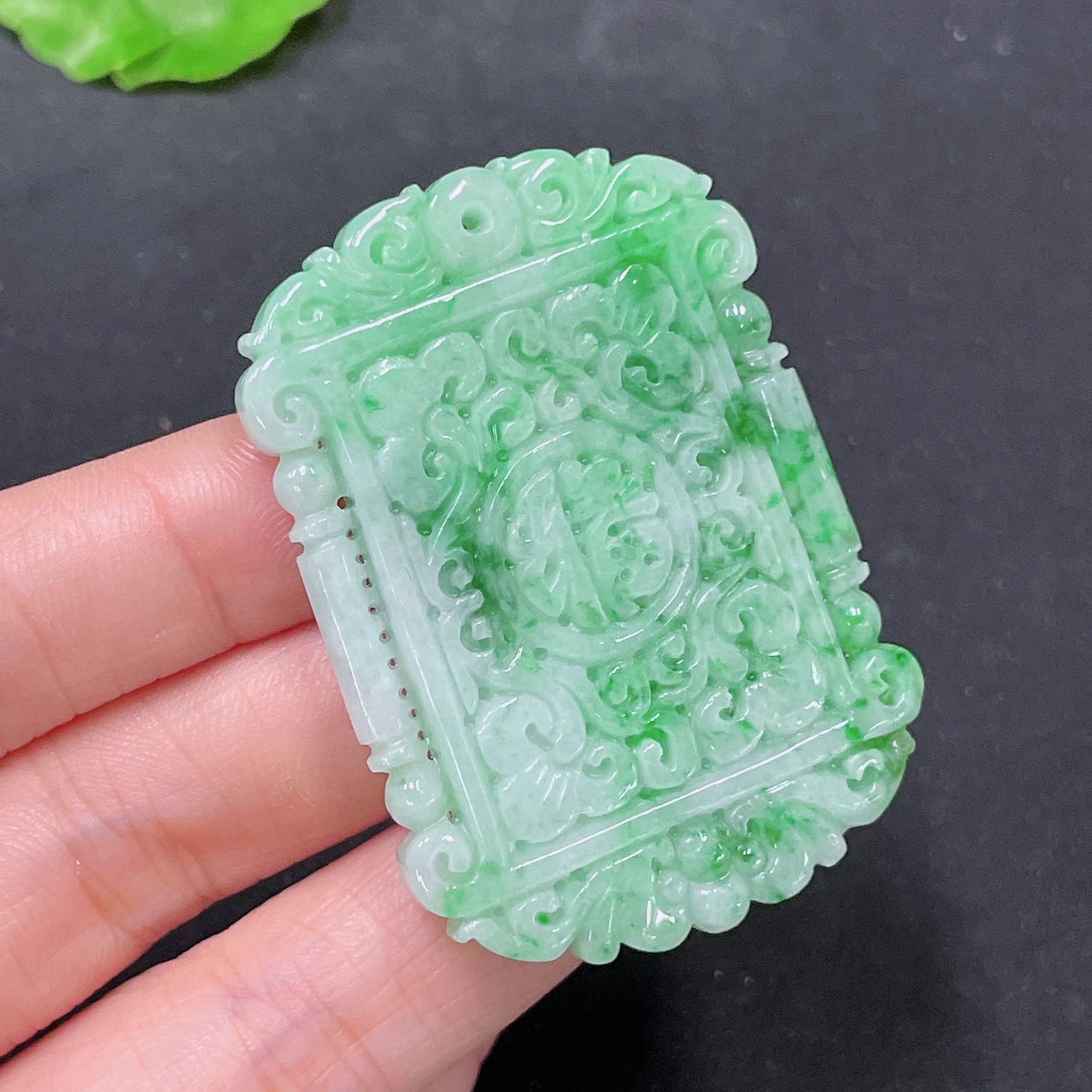 F34065701 Jadeite pendant antique plaque containing other mineral components total weight approx. 26.55g