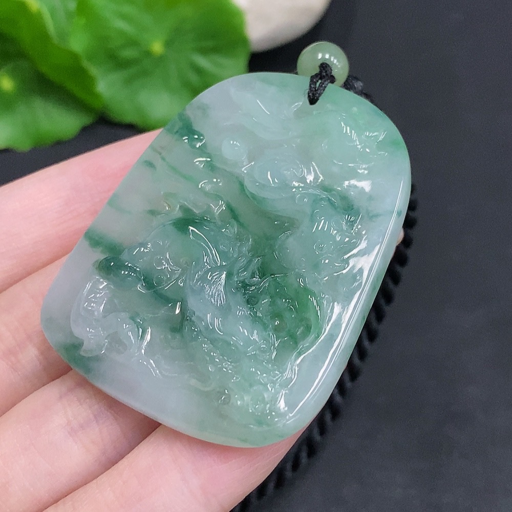 F34003211 Jadeite Soaring Dragon Pendant with a total product weight of approximately 31.4g (including rope weight)