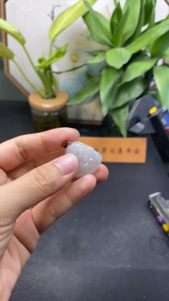 F35159972 Jadeite Buddha Pendant Non-Gold Inlaid Total Weight Approximately 6.5g