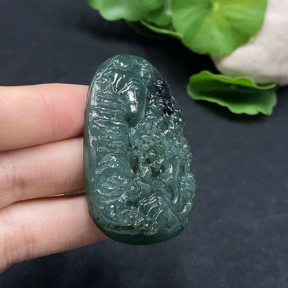F30515019 Jadeite landscape pendant Total weight about 25.97g