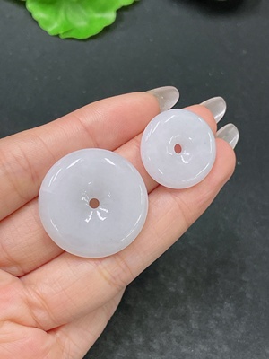 F35138405 Jadeite Pendant Safety Buckle Sell as a Lot