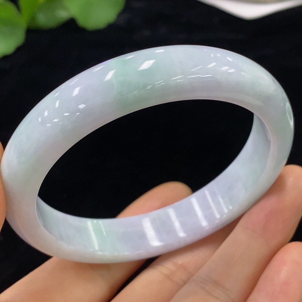 F31649045 Jadeite Round Bangle Size 59.7 Total Weight Approx. 59.64g