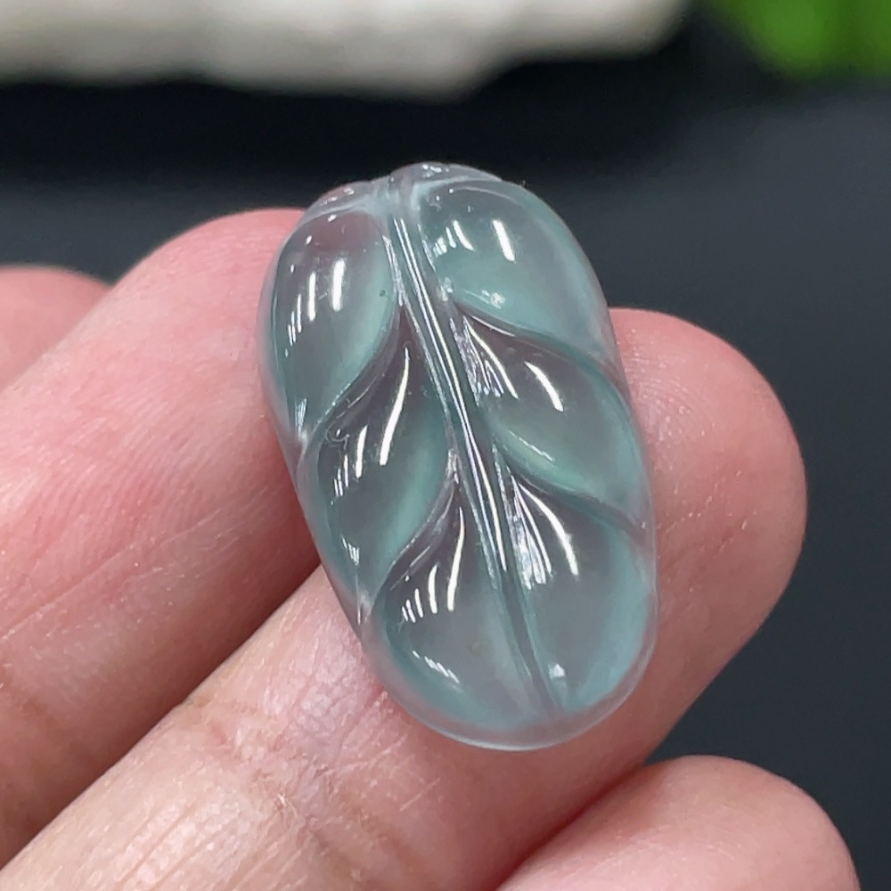 F28259901 Jadeite Leaf Inlay Piece