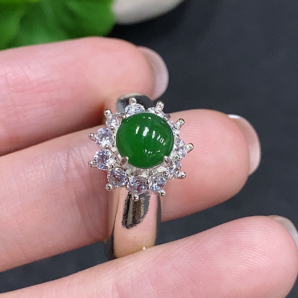 F34034300 Jadeite Cabochon Non-Gold Inlaid Total Weight Approx. 12.4g