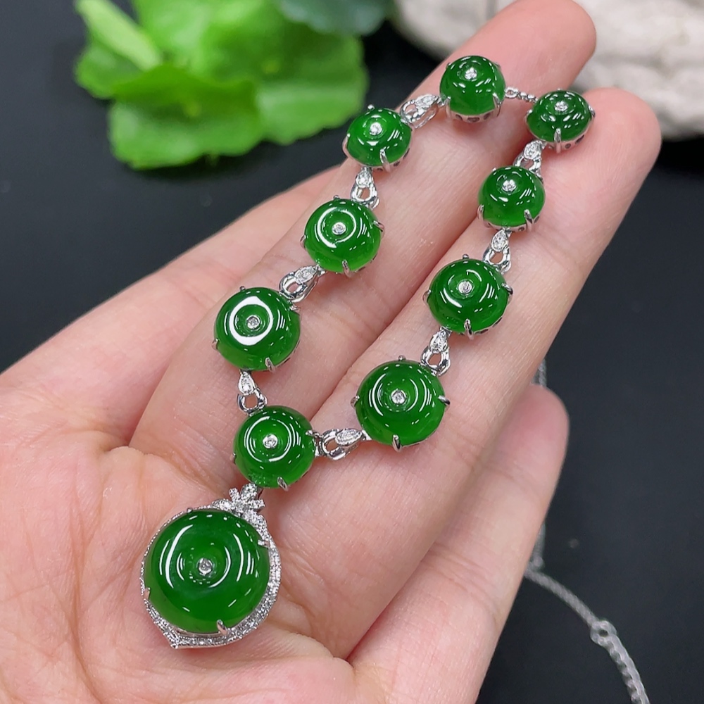 F24788713 Jadeite Inlaid Piece, Chain Body 18k, Total Weight Approx. 11.04g