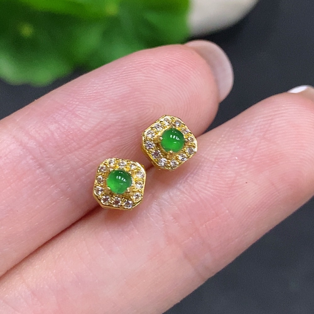 F34035606 Jadeite Cabochon Stud Earrings Non-Gold Setting Total Weight Approx. 0.7g