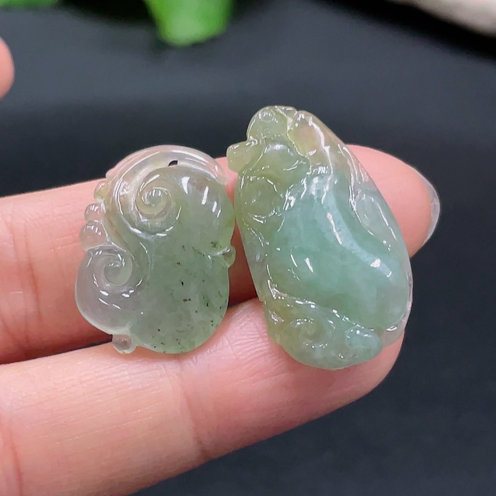 F25929269 Jadeite Pendant