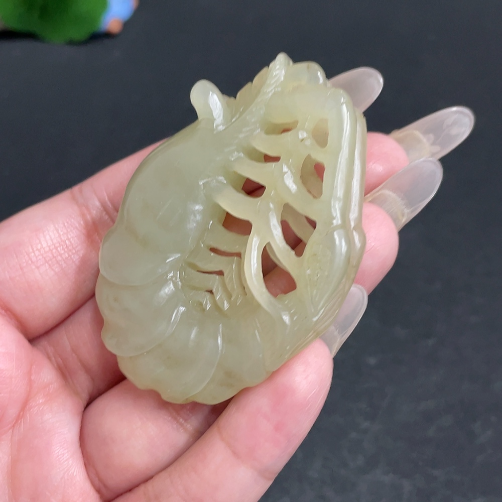 H28243696 Hetian Jade Pendant Shrimp Total Weight About 38.8g