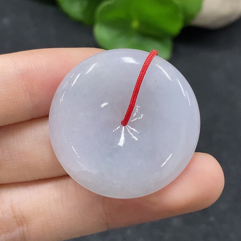 F34995512 Jadeite Peace Knot Pendant, Total Weight Approx. 14.8g