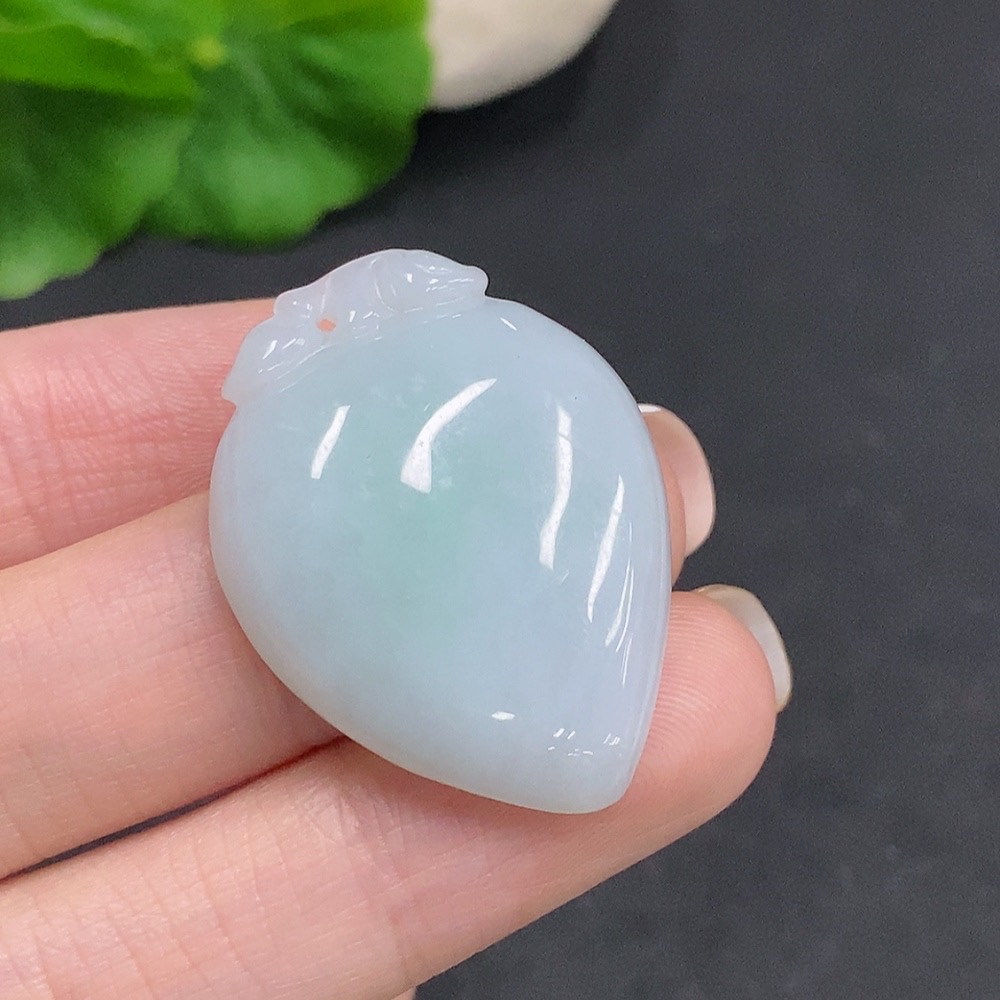 F34060699 Jadeite Peach Pendant Total Weight Approx. 8.2g