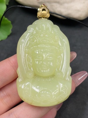 H33925508 Hetian Jade Pendant Guanyin with Diamond (Colorless) and 18K Gold Pendant Total Weight (Including Rope) Approx. 48.3g