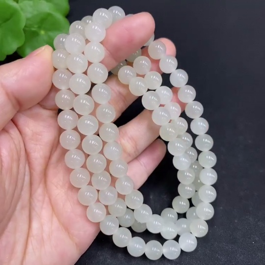 H33858832 Hetian Jade Bead Necklace Approx. 7.6mm Total Weight Approx. 66.9g