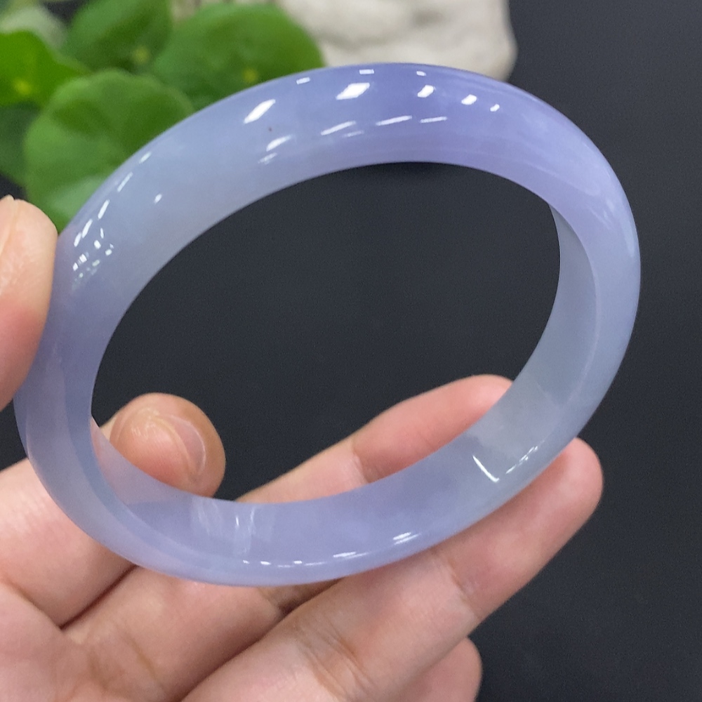 F32742317 Jadeite round bracelet size 55.6 total weight about 40.6g