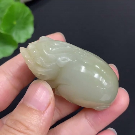 H24782135 Hetian Jade Pendant, Auspicious Beast, Total Weight Approx. 46.4g