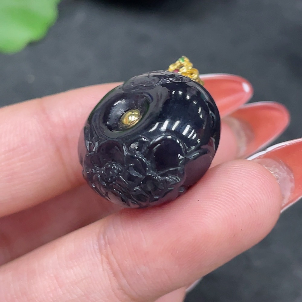 H34980092 Hetian Jade Pendant Carved Flower Button with 18K Gold Clasp, Total Weight Approx. 9.7g