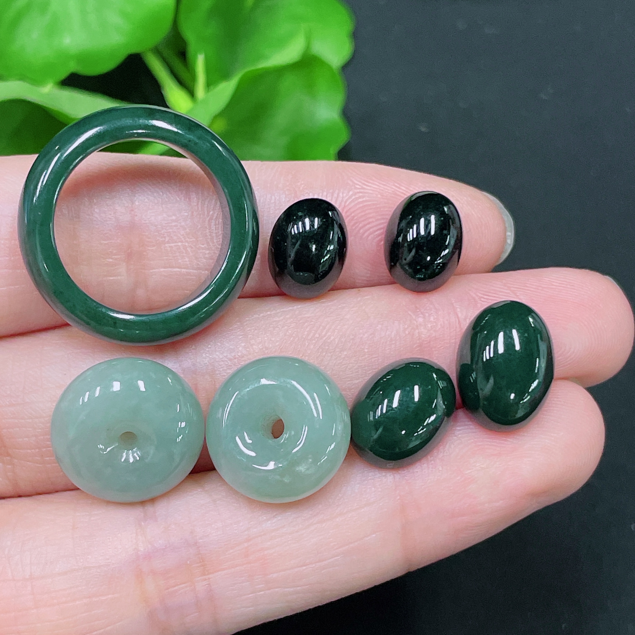 F33892360 Jadeite Beads with Cabochon and Ring Sell as a Lot Size 14