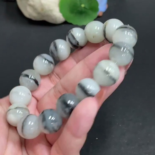 H34010427 Hetian Jade Bracelet, Approx. 14.1 mm, Total Weight Approx. 76.7g, Contains Other Mineral Components