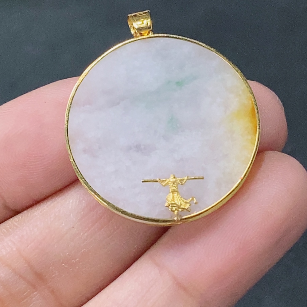 F20307986 Jadeite Plain Pendant inlaid with 18k gold, total weight approx. 3.5g