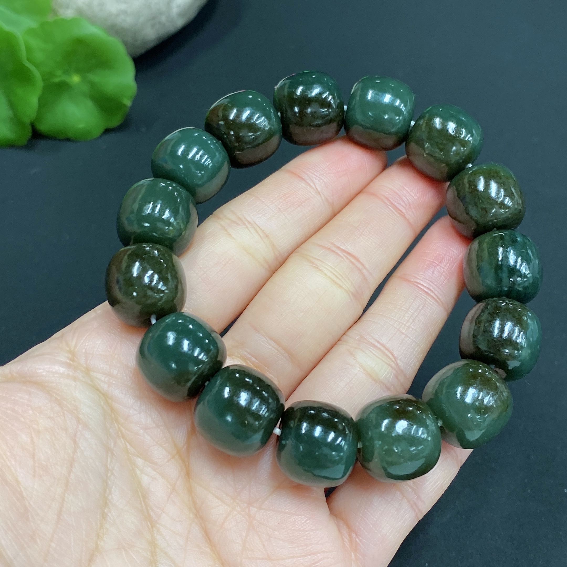 H27084765 Hetian Jade Bracelet   Approx. 13.8mm   Total Weight Approx. 69.8g