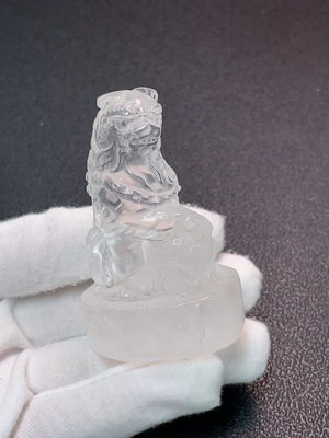 C32816780 Crystal Ornament Total Weight Approximately 97.4g