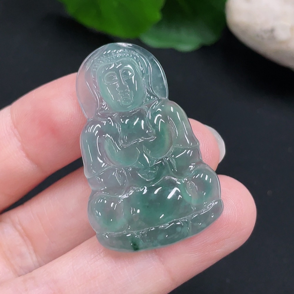 F30459882 Jadeite Guanyin Pendant Total Weight: Approx. 6.1g