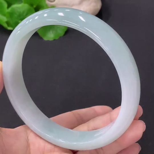F35088126 Jadeite Bangle Size 78 Total Weight Approximately 105.86g