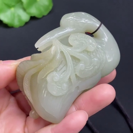 H28213488 Hetian Jade Handheld Piece Swan