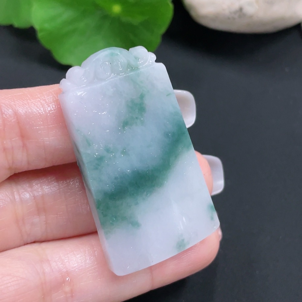 F27138049 Jadeite Plain Pendant Rough Pendant Total Weight Approximately 16.9g