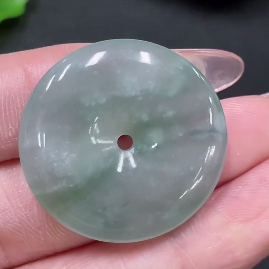 F34020558 Jadeite Pendant Peace Knot Total Weight Approx. 9.31g