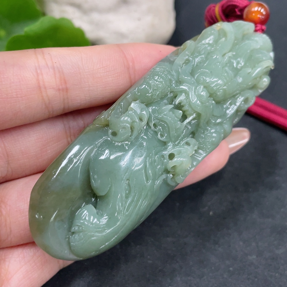 H31672460 Hetian Jade Handheld Carving - Dragon