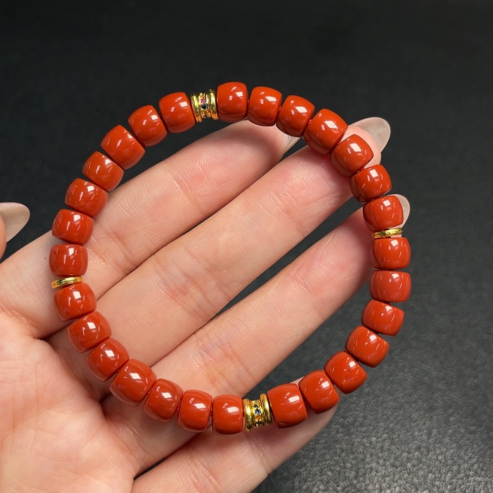 C33920912 South Red Agate Bracelet Non-Gold Visible Organic Matter Total Weight About 18.37g Size Approx. 7.3mm