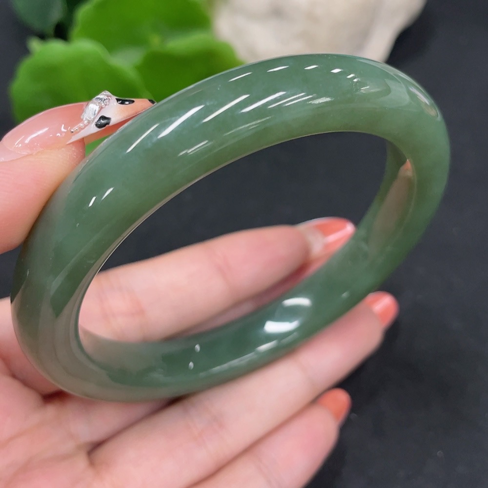 H34062927 Hetian Jade Round Bracelet Size 60.4 Total Weight Approx. 55.1g