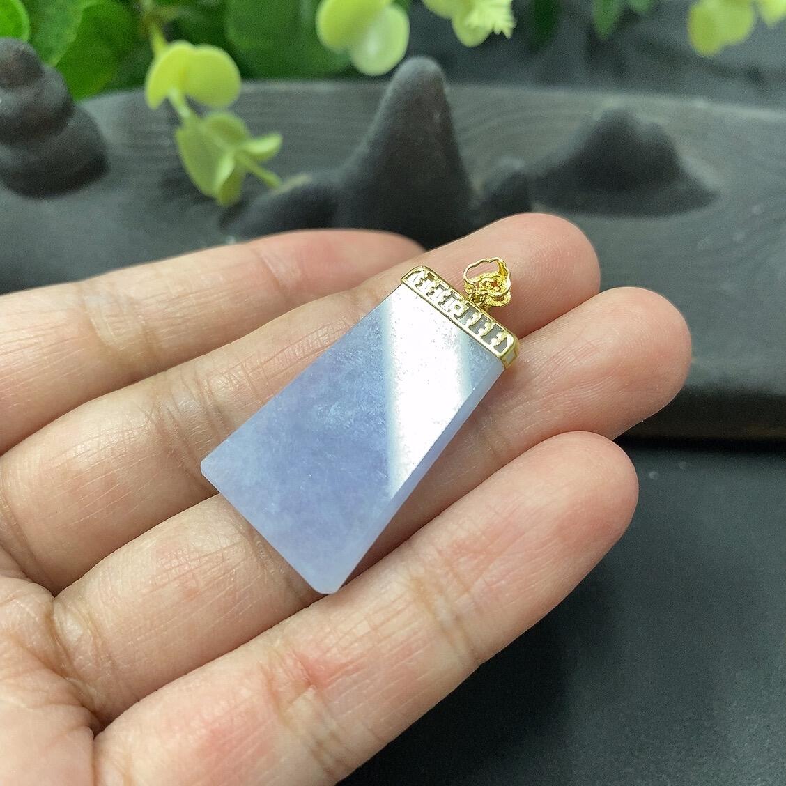 F1217149 Jadeite Plain Pendant with Crack 18K Gold Total Weight 5.4g