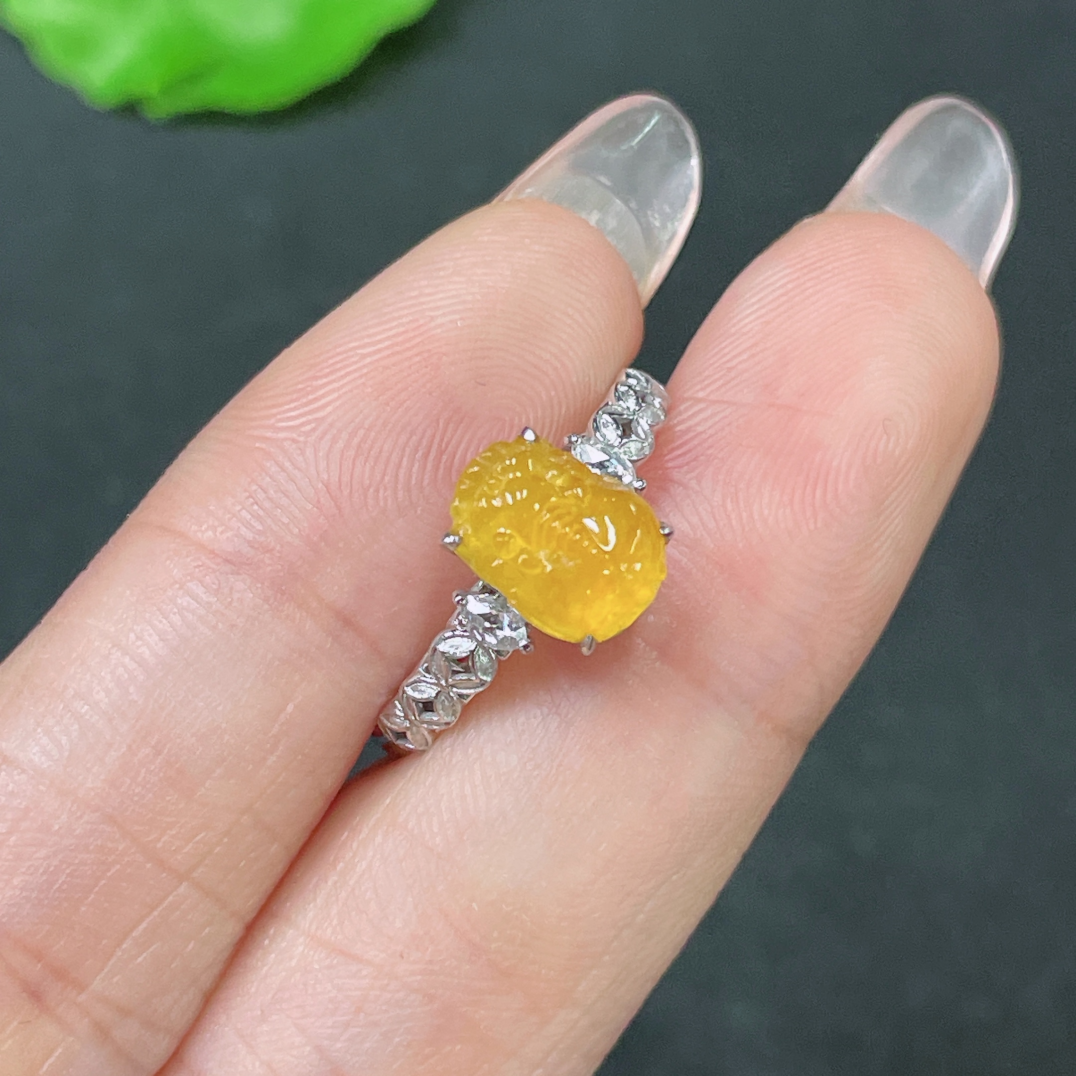 F34046740 Jadeite Inlay 18k Gold Inlaid Color Origin Undetermined With Diamond Accents Total Weight Approx. 2.31g Size 13