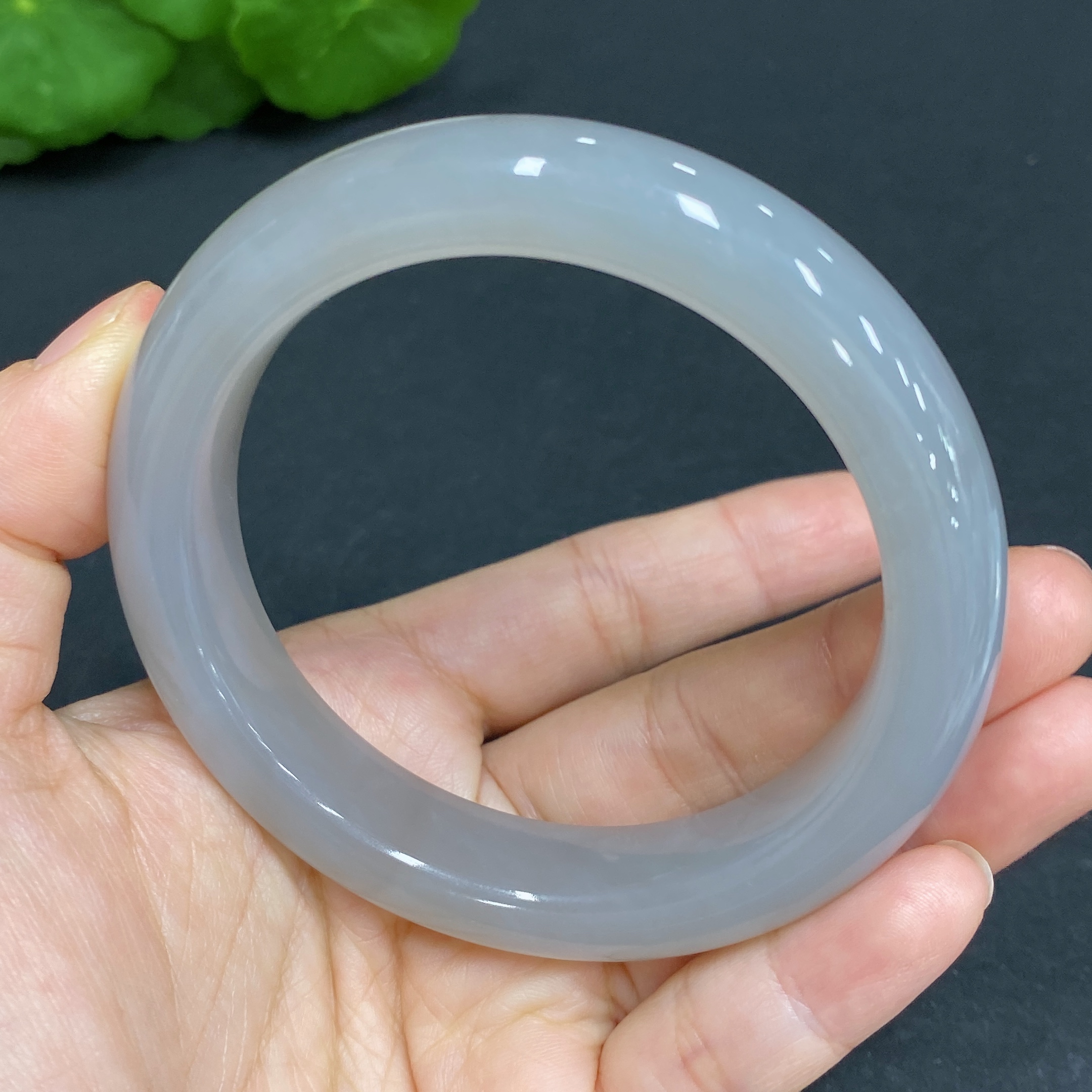 H29375223 Hetian Jade Round Bracelet Size 58 Total Weight Approx. 66.4g