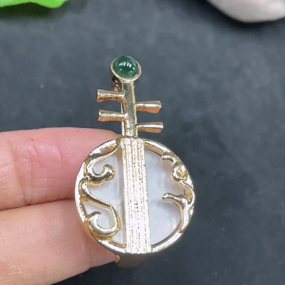 F30499668 Jadeite Inlaid Brooch Non-Gold Inlaid