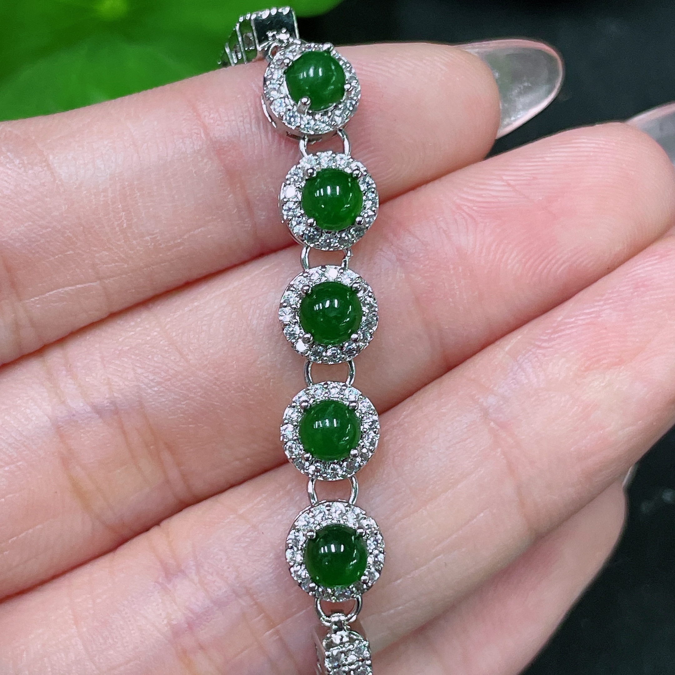 F34958529 Jadeite Cabochon Inlaid Bracelet Non-Gold Setting Gross Weight Approx. 7.3g