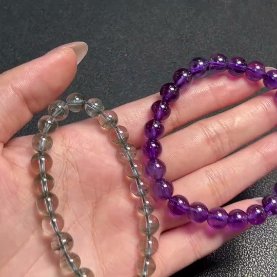 C34952443 Crystal Bracelet with Visible Organic Matter, Total Weight Approx. 29.01g, Sell as a Lot